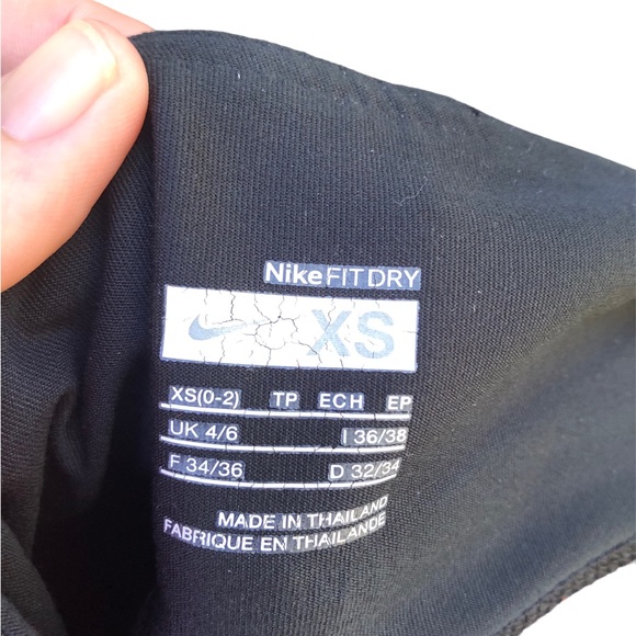 Nike Ladies Crops - Picture 5 of 5